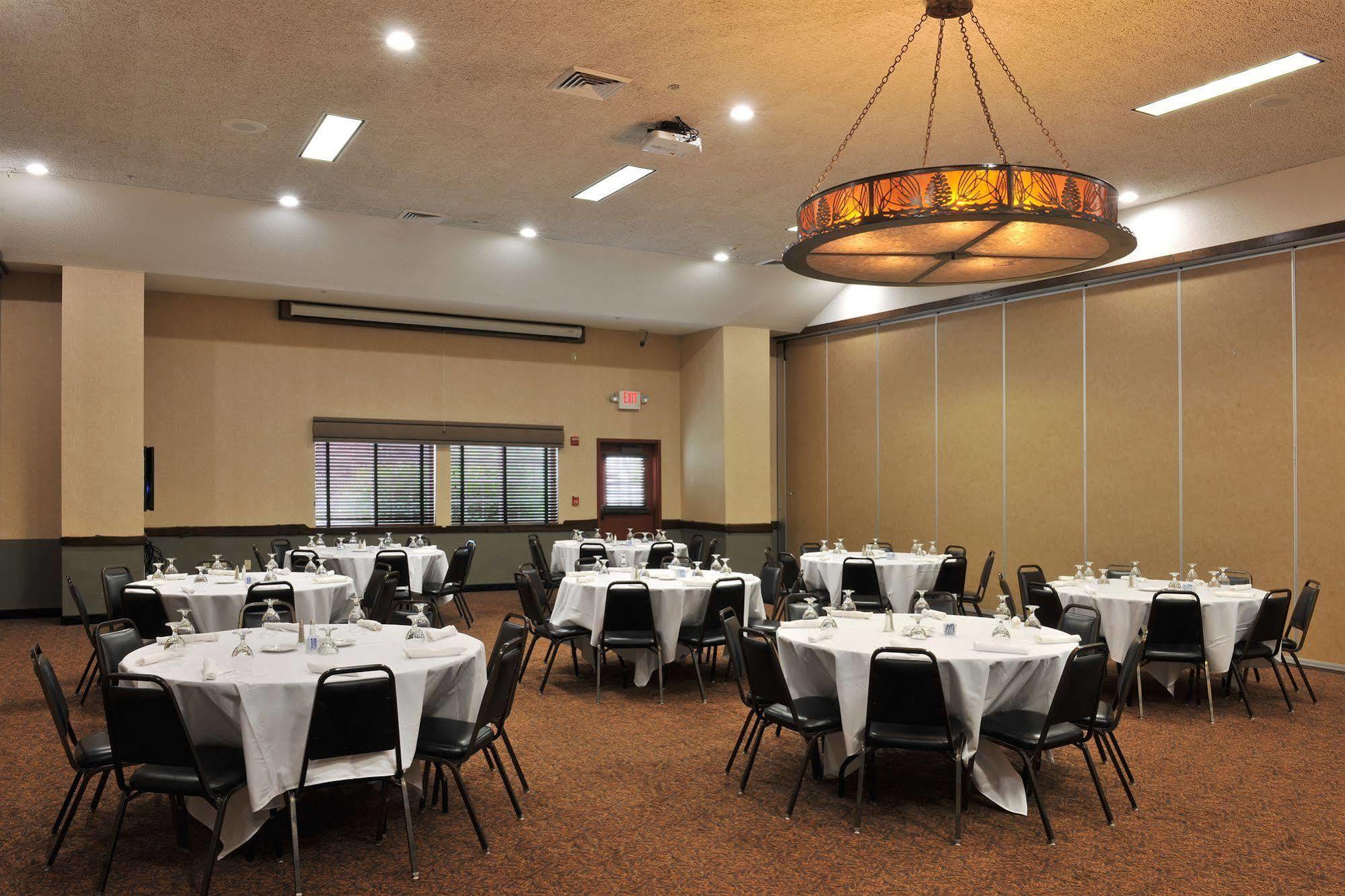 Stoney Creek Hotel Columbia Bagian luar foto